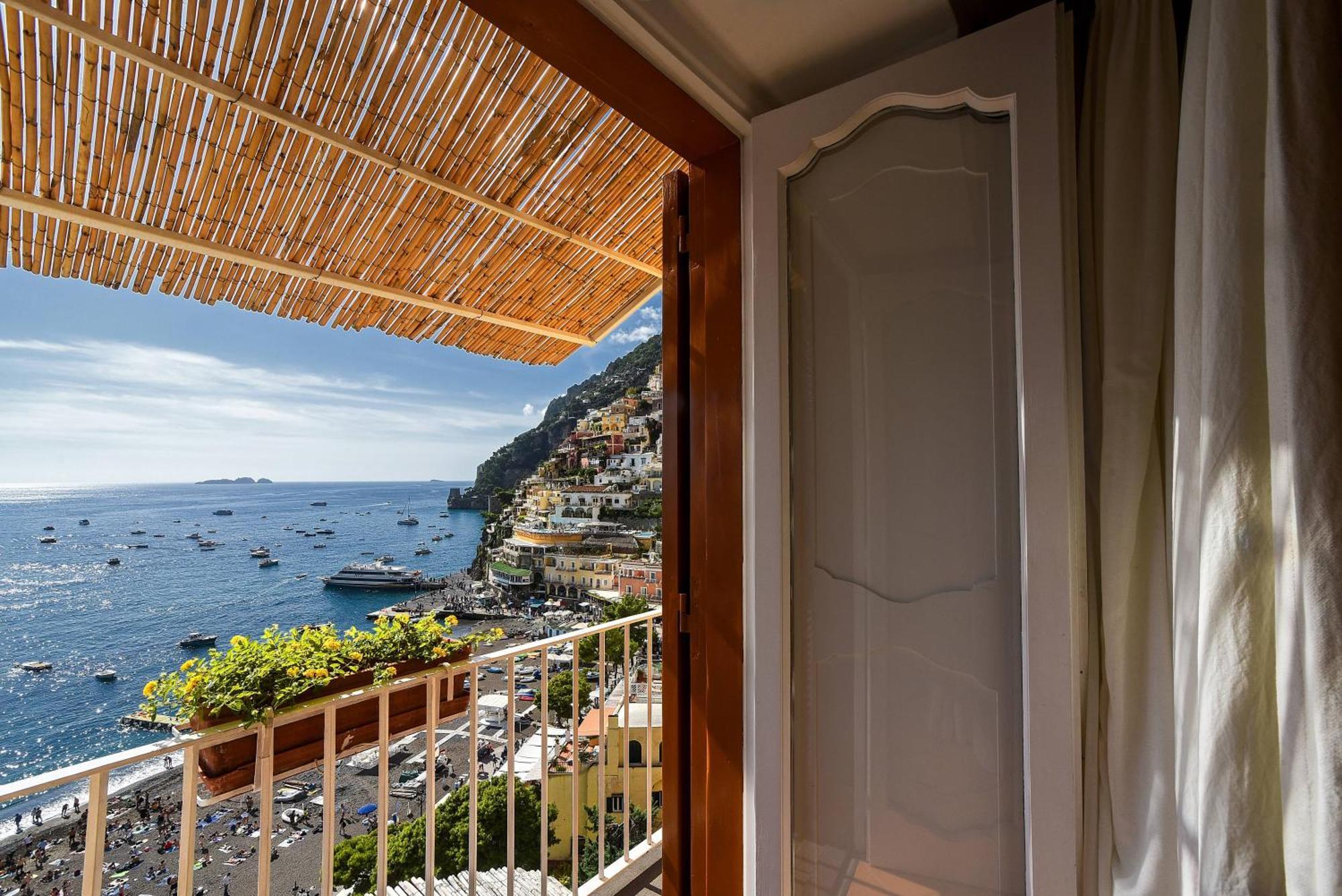 Buca Di Bacco Hotel Positano Luaran gambar